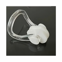 Load image into Gallery viewer, Swimming Matters Plastic Nose Clip
