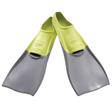 Load image into Gallery viewer, Speedo Trialon Rubber Training Fin (7530039)
